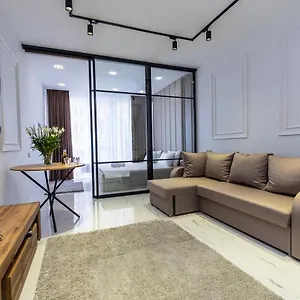  Апартаменты Fashionable Apartments. Smartplaza Metro Minskaya. Obolon